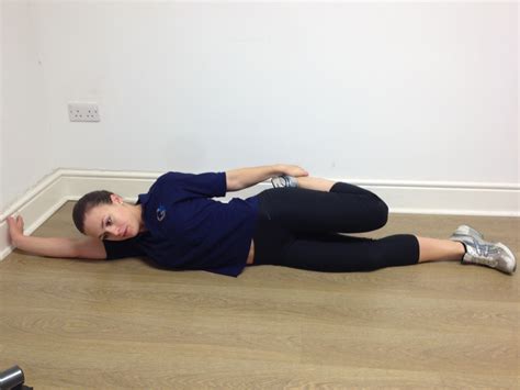 Quadriceps Muscle Stretch Side Lying G4 Physiotherapy