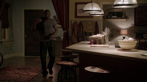 Auscaps Omar Epps Shirtless In Resurrection Afflictions