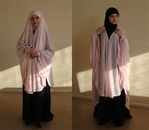 Thousands of new high quality pictures added every day. Khimar rose clair transformateur Burqa moderne Burka rose ...