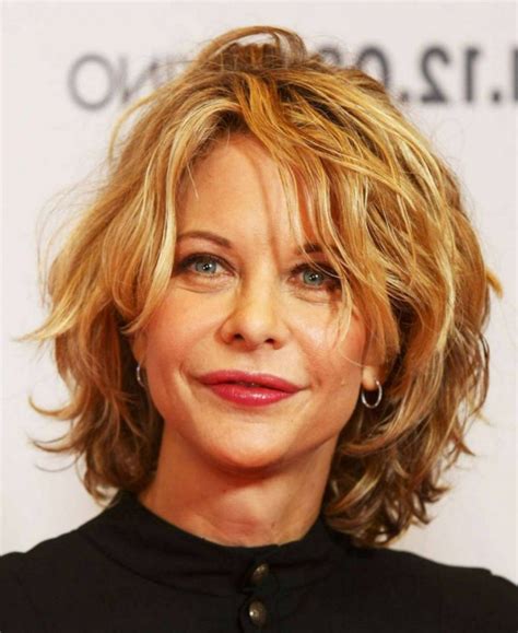 Épinglé sur coiffure coiffure 2020 : Coiffure pour mariage femme 50 ans - Coupes de cheveux ...