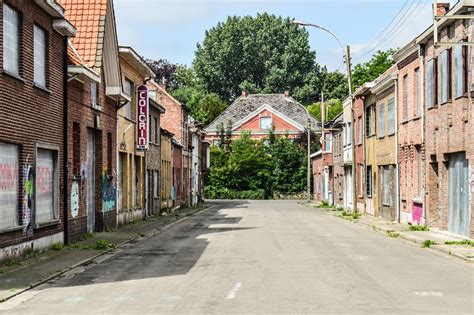 Waarom Je Een Keertje Naar Spookstad Doel Moet