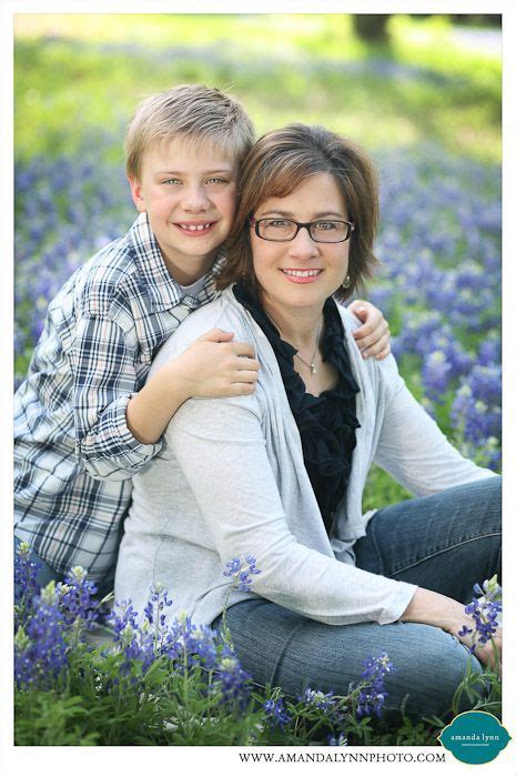 Here are some great ideas that will help you celebrate all of the different. Mom and son photo idea | Mother son photos, Mother son ...