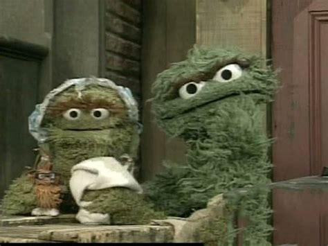 What Color Was Oscar The Grouch In Season One Andrews Deplas