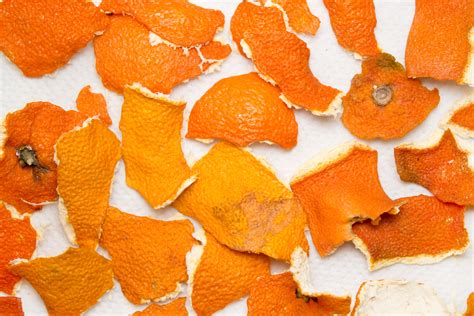 6 Clever Ways To Use Fruit Peels Instead Of Throwing Them Out