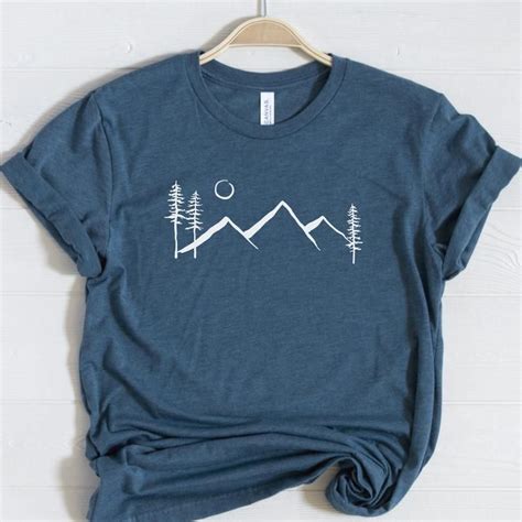 Minimalist Mountain Graphic Tee Simple Mountain T Shirt Hand Etsy