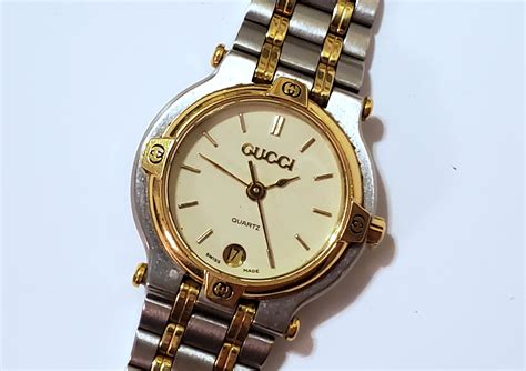 Classic Elegance Ladies Gucci 9000l Watch Stainless Steel Yellow