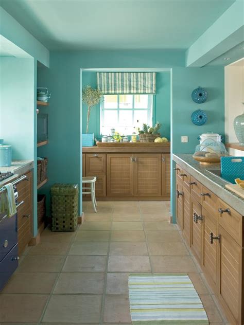 Cool Off Your Home With Caribbean Blue Decor Hgtv