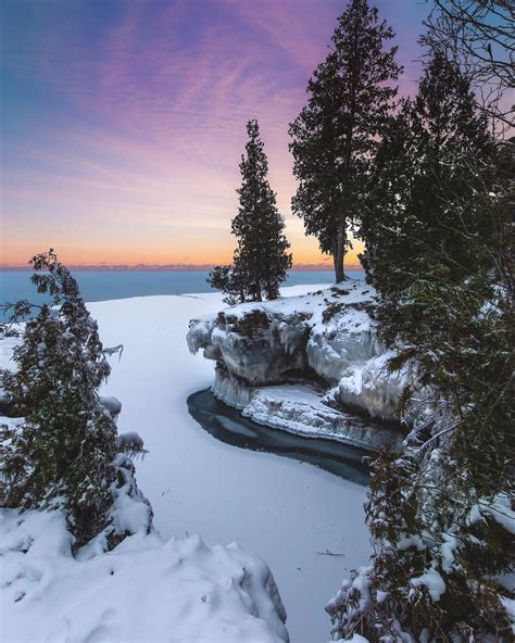 A Frozen Winter Sunrise On Lake Michigan Door County Wi 2419x3024
