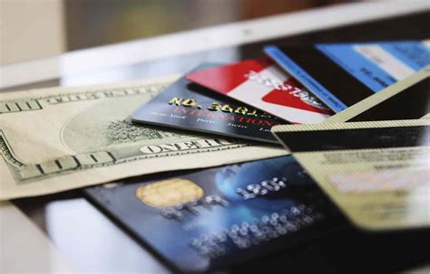 3 Ways To Maximize Your Credit Card Rewards