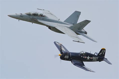 Knowledge applied to this legacy hornet could be applied to the f/a18e block 1. F4U-4 & F/A-18F Super Hornet - Legacy Flight | Derek ...