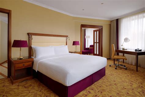 5 Star Luxury Hotel In Moscow Russia Moscow Marriott Royal Aurora Hotel