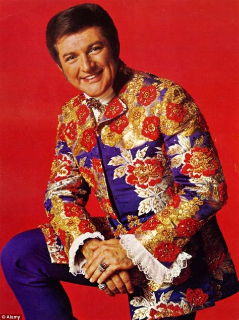 81 Best Images About Tv Liberace On Pinterest Piano Man
