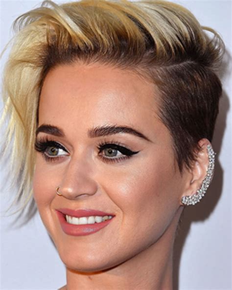 The Latest 28 Ravishing Short Hairstyles And Colors You Can Try For