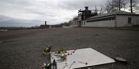 70 Ans Après La Libération Du Camp De Buchenwald La Commémoration