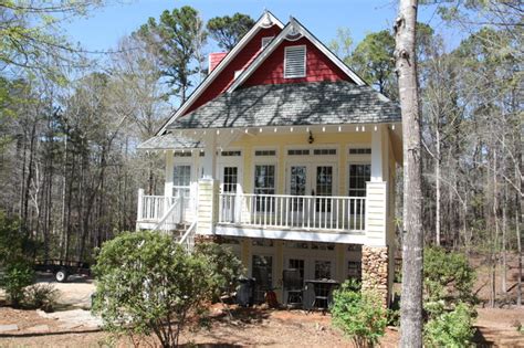 Lake martin is located in tallapoosa, elmore and coosa counties in alabama. Stillwaters Lake Cabin, Lake Martin, AL
