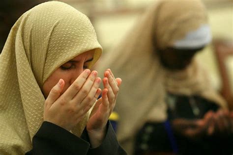 Mungkin karena belum menemukan metode yang cocok atau pas buat orang tersebut yang gagal. Wanita Haid Masih Boleh Baca Al-Qur'an dan Dzikir - VOA ...