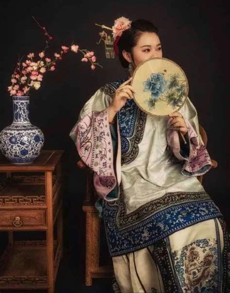 Many Supporters Believe That Wearing Hanfu Brings Them A Strong Sense Of National Identity Many