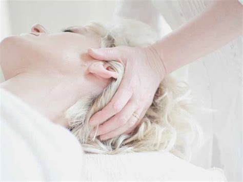 Apa Itu Home Massage Simak Pengertian Dan Manfaatnya