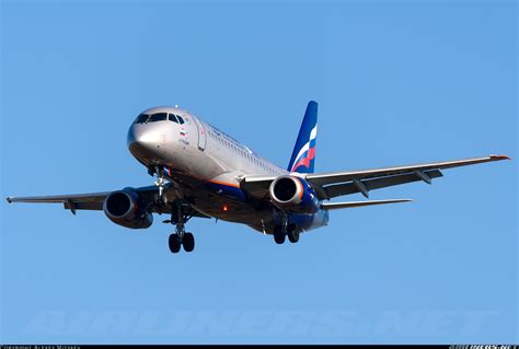 Sukhoi Ssj 100 95b Lr Superjet 100 Rrj 95b Aeroflot Russian