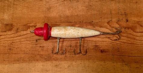 Antique Red And White Wooden South Bend Woodpecker Fishing