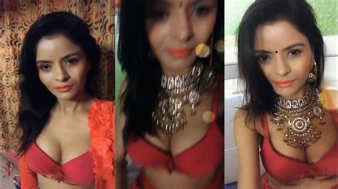 Hot Actress Gehana Vasisth Sexy Live Chat Video Youtube