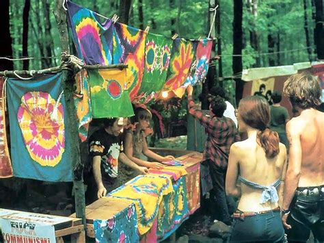 girls of woodstock the best beauty and style moments from 1969 ~ vintage everyday
