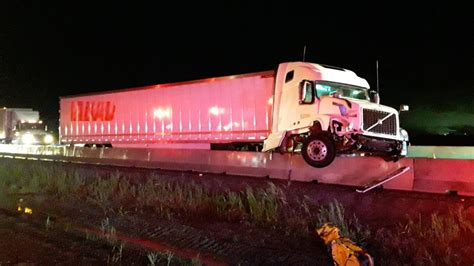 Trucker Charged After Tractor Trailer Crash On Highway 401 In Chatham