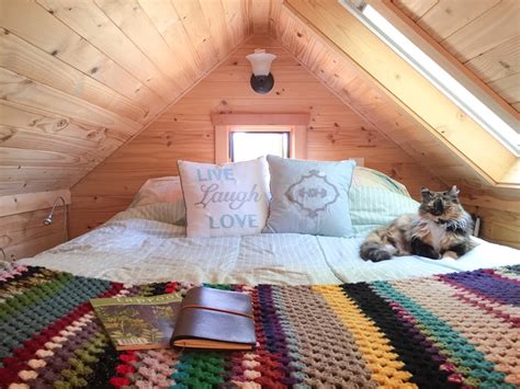 Einer mag es ausdrucksstark und repräsentativ, der andere lieber schlicht und dezent. : ausgefallene Schlafzimmer von homify | Kleines ...