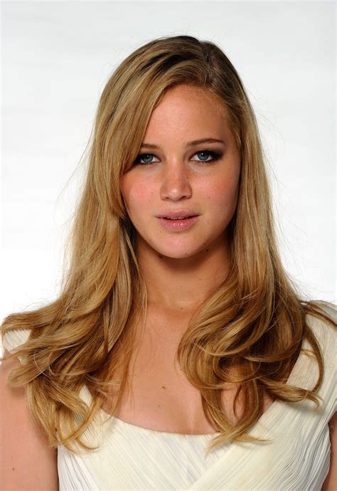 Haircuts 2013 Hollywood Actress Jennifer Lawrence Hairstyles