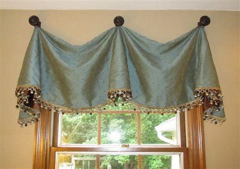 Everyday Artist Seven Pretty Valances For Bed And Bath Diy Window