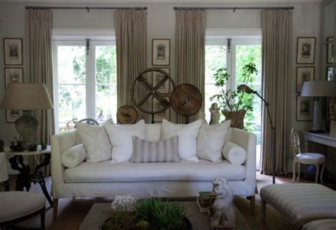 How To Choose Curtains For Your Living Room