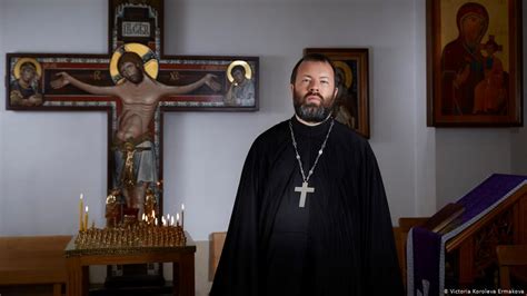 Russian Celebrities And Priests Show Support For Jailed Actor Europe News And Current Affairs