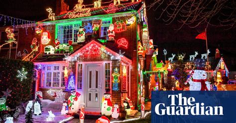 Lights Fantastic British Christmas Decorations In Pictures Life