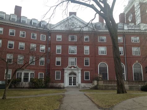 Harvard Dorms Harvard Dorm University Campus Harvard