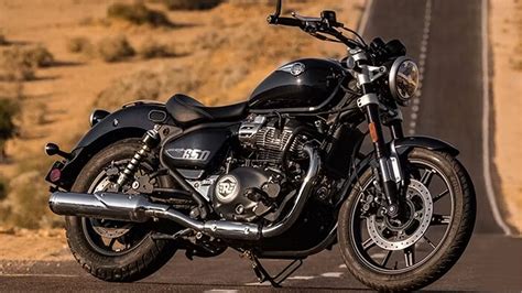 Royal Enfield Super Meteor 650 Vs Harley Davidsons Middleweight Bikes