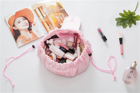 We did not find results for: 10 Pilihan Tas Make up Ini Akan Membuat Peralatan Make up ...
