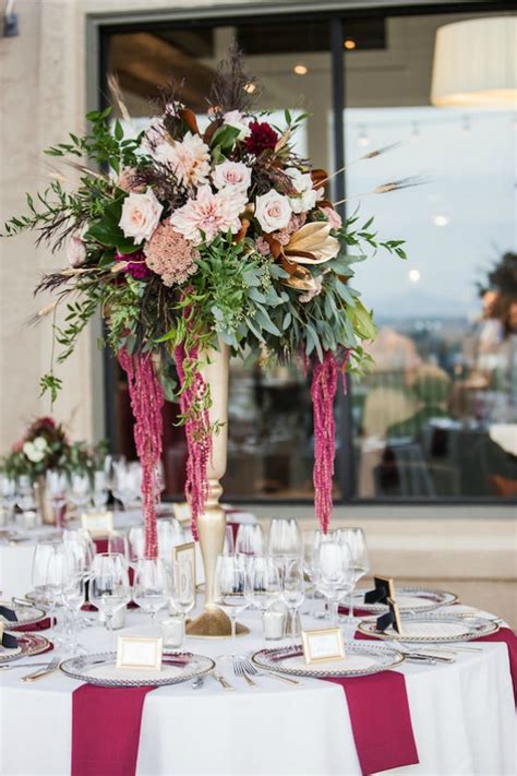 10 Burgundy And Blush Wedding Ideas For Your Wedding Centerpieces