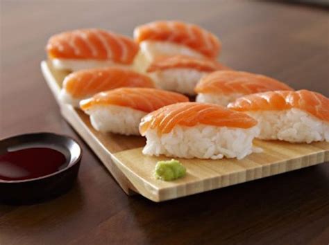 Recette SUSHIS AU SAUMON