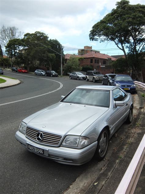 The sl320 replaced the 300sl in the united states in 1994, but the sl280 was not offered. Aussie Old Parked Cars: 1996 Mercedes-Benz R129 SL 500