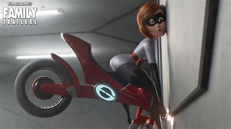 Incredibles 2 Sneak Peek Clip Elastigirl Has A New Set Of Wheels Youtube