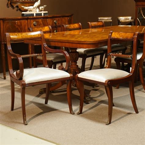 Beautiful 10 Traditional Mahogany With Burl 2 Pedestal Formal Dining
