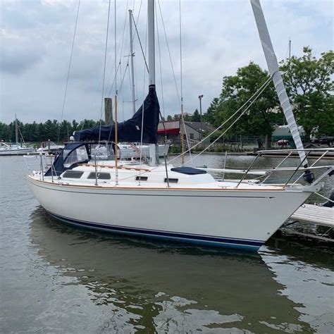 Sabre 30 3 — Sailboat Guide