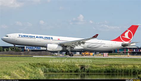 Tc Jnr Turkish Airlines Airbus A330 300 At Amsterdam Schiphol