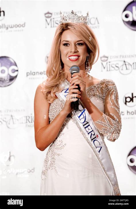 Teresa Scanlan Miss Nebraska Wins The Miss America Pageant Held