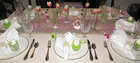 Nell'addobbare la sala del ricevimento, non dobbiamo dimenticare di tenere in considerazione i centrotavola per il matrimonio. Room Mom Extraordinaire: Easter Table Decorations