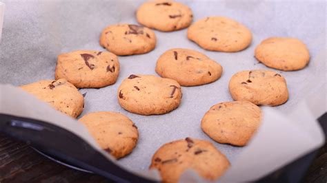 Healthy Flourless Chocolate Chip Cookies Recipe Recipe Rachael Ray Show