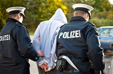 Stuttgart-Nord: 16-Jähriger soll 17-Jährige vergewaltigt haben