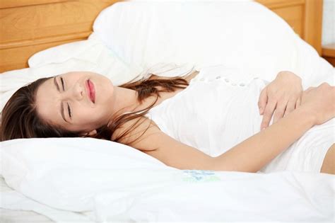 Tips Mengatasi Sakit Perut Ketika Bangun Tidur Di Pagi Hari Okezone