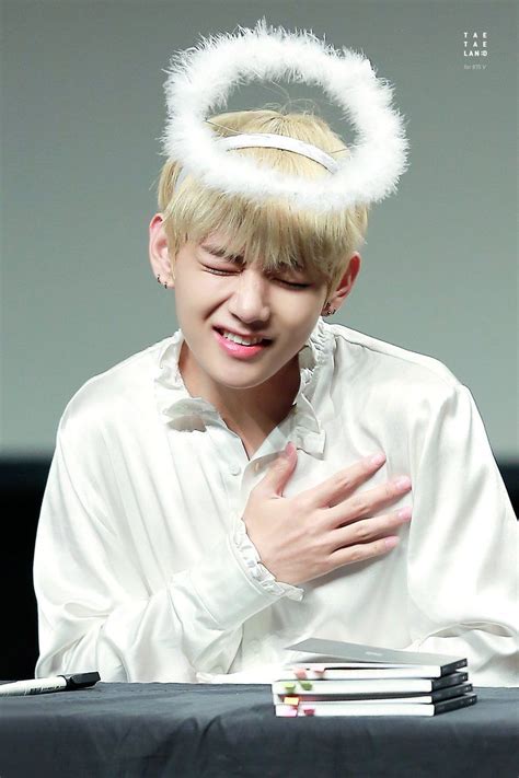 Twitter | Taehyung, Kim taehyung, Bts taehyung