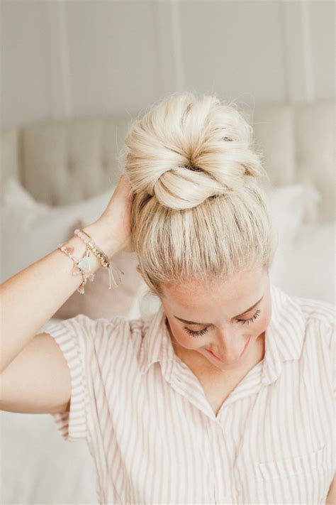 How To Do A Good Messy Bun With Thick Hair
